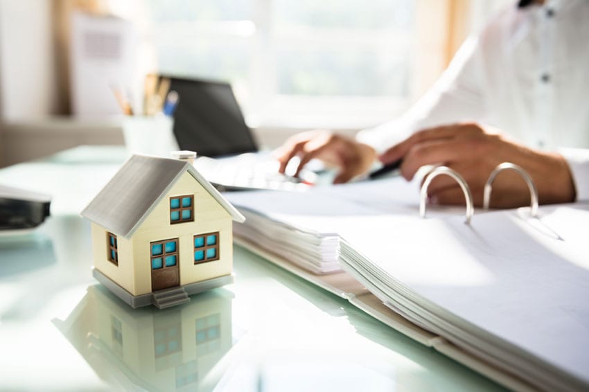 Τι άλλαξε από την 1η Ιανουαρίου για την πώληση ακινήτου οφειλέτη πριν τον πλειστηριασμό. Πηγή από mononews.